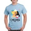 Camiseta de algodón de color azul celeste personalizada con una ilustracion cubista haciendo referencia a la ciudad de Córdoba