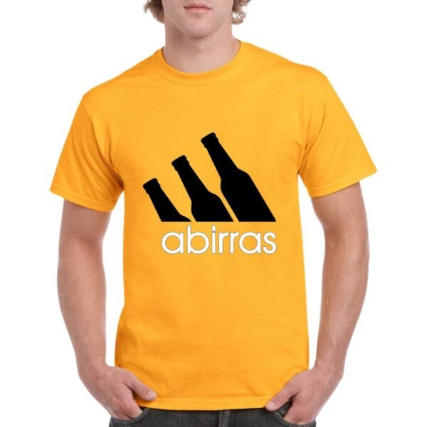 Camiseta de algodón de color naranja personalizada con una caricatura de la famosa marca adidas pero utilizando ABIRRAS