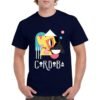 Camiseta de algodón de color azul marino personalizada con una ilustracion cubista haciendo referencia a la ciudad de Córdoba