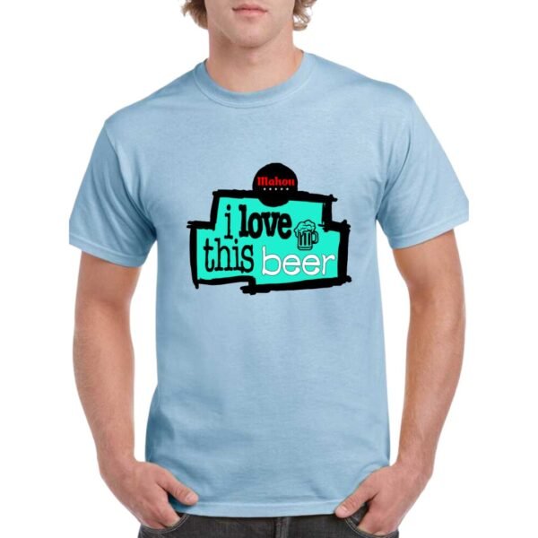 Camiseta unisex de color azul celeste personalizada con una caricatura humoristica del logo mitico de I LOVE THIS GAME de la NBA, pero con I LOVE THIS BEER