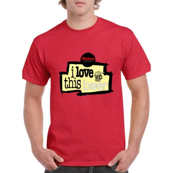 Camiseta unisex de color rojo personalizada con una caricatura humoristica del logo mitico de I LOVE THIS GAME de la NBA, pero con I LOVE THIS BEER