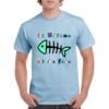 Camiseta unisex de color azul celeste personalizada con el nombre del grupo mitico EL ULTIMO DE LA FILA con la tipografia de uno de sus grandes album y una raspar con la cabeza y la cola de color verde agua