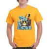 Camiseta unisex de color naranja personalizada con una ilustracion caricaturesca de un vaso con cubitos de hielo y una botella de bourbon JACK DANIELS