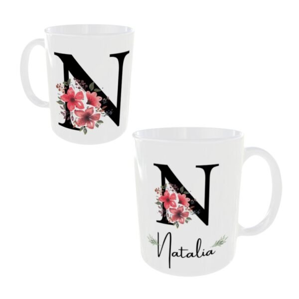Taza cerámica de color blanco personalizable con el nombre de mujer y su inicial con unos ornamentos florales