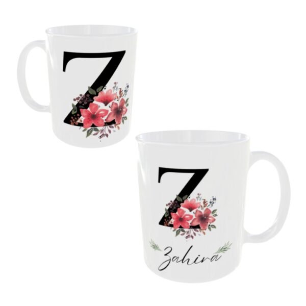Taza cerámica de color blanco personalizable con el nombre de mujer y su inicial con unos ornamentos florales