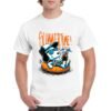 Camiseta blanca con estampado de Snoopy relajándose en un flotador con bebida, texto 'Summertime!' en color naranja — camiseta divertida de verano para hombre.