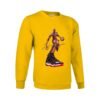 Sudadera clásica de color amarillo personalizada con una ilustración del grandisimo MICHAEL JORDAN con sus famosas zapatillas NIKE Air Jordan