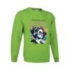Sudadera clásica de color verde pistacho personalizada con una ilustracion grafica de una chica con unos auriculares y la frase "flawless and fearless" IMPECABLE Y VALIENTE