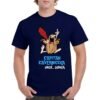 Camiseta unisex azul marino con ilustración del Capitán Cavernícola, un personaje animado con gran barba, garrote rojo y gesto entusiasta, acompañada del texto 'Capitán Cavernicola – Unga… Bunga!' en la parte frontal.