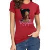 Camiseta roja para mujer con ilustración artística del rostro de la famosa cantante Rosalia, escrito su nombre en tipografía estilizada.
