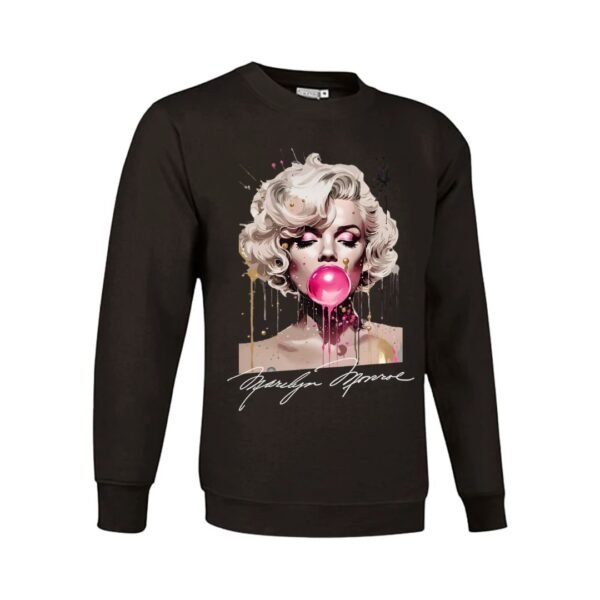 Sudadera unisex negra con ilustración artística de una mujer rubia soplando una pompa de chicle rosa, MARILYN MONROE, con estilo de pintura salpicada y detalles modernos.