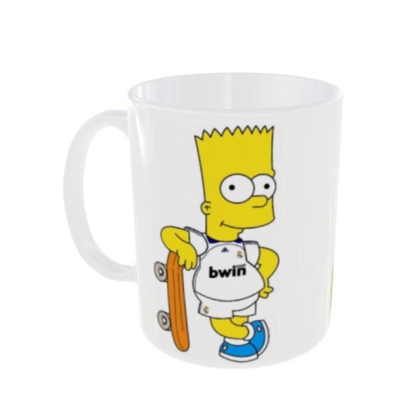 Taza cerámica personalizada de 11 oz con Bart Simpson vestido con la equipación del Real Madrid y la frase Felicidades Madridista