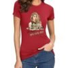 Camiseta roja para mujer con ilustración de SHAKIRA y la frase motivadora “Las mujeres ya no lloran, las mujeres facturan"