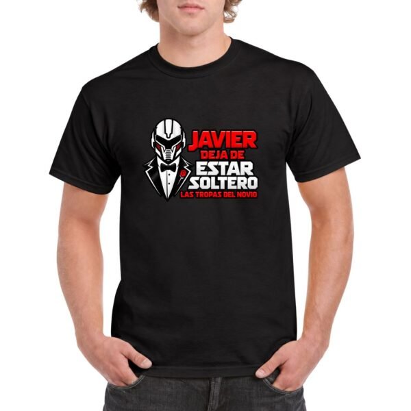 Camiseta negra para despedida de soltero con diseño Javier deja de estar soltero, Las tropas del novio