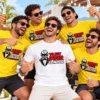 Grupo de amigos con camisetas personalizadas para despedida de soltero, con diseño de novio y tropas del novio